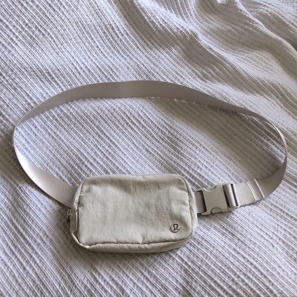 **SOLD** Lululemon Everywhere Belt Bag (White Opal) - Picture 2 of 9